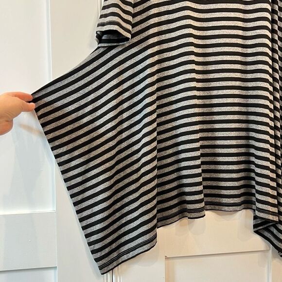 Bryn Walker Women’s Small Viscose Striped Black Grey Midi Dress 3/4 Sleeve - Picture 4 of 11